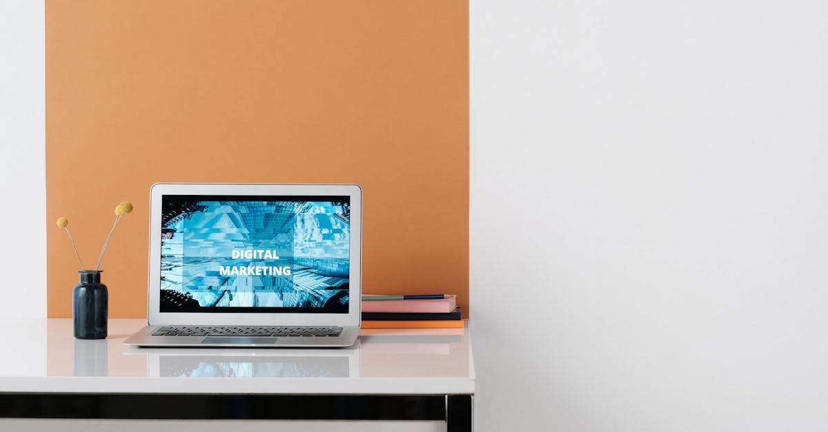 découvrez les meilleurs outils d'email marketing pour optimiser vos campagnes, augmenter votre taux d'ouverture et booster votre engagement client.