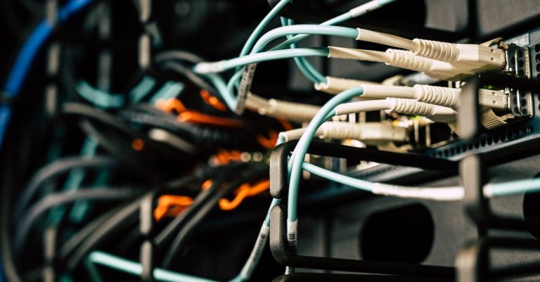 guide complet pour résoudre les problèmes de connexion à un serveur, incluant les étapes de diagnostic et les solutions efficaces.