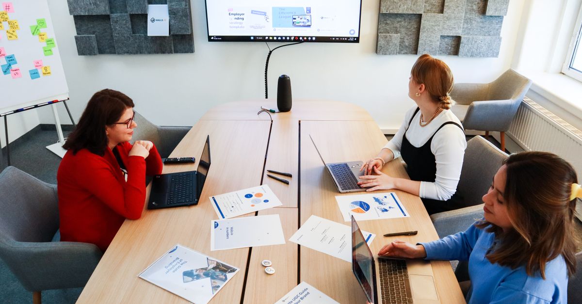 consultant en stratégie digitale expert, accompagne les entreprises dans leur transformation numérique pour optimiser leur présence en ligne et leur performance.