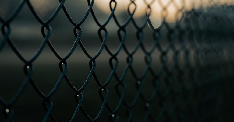 découvrez les techniques d'obfuscation de liens pour protéger vos urls, améliorer la sécurité et éviter le spam en cachant les liens réels.