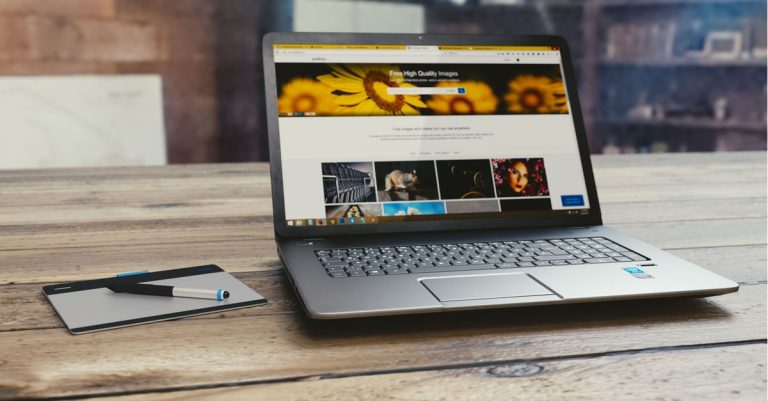 créateur web freelance en normandie, spécialisé dans la conception de sites internet sur mesure, optimisés et adaptés à vos besoins pour booster votre présence en ligne.