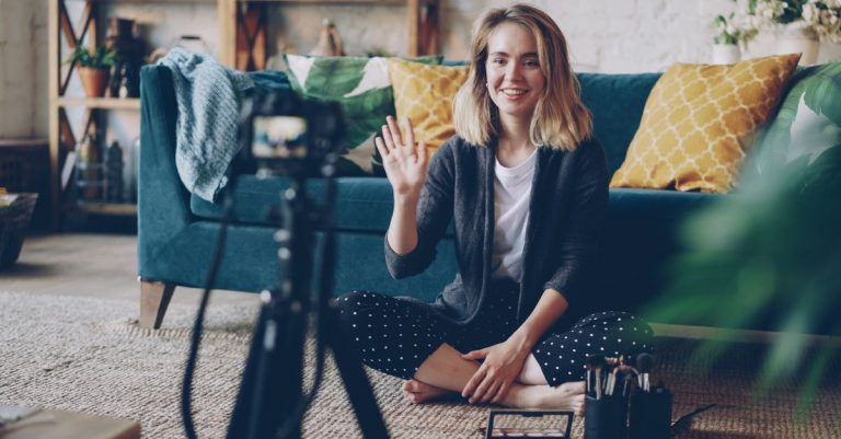découvrez comment les créateurs instagram peuvent être rémunérés par vue, les critères de paiement et les meilleures pratiques pour maximiser vos gains.