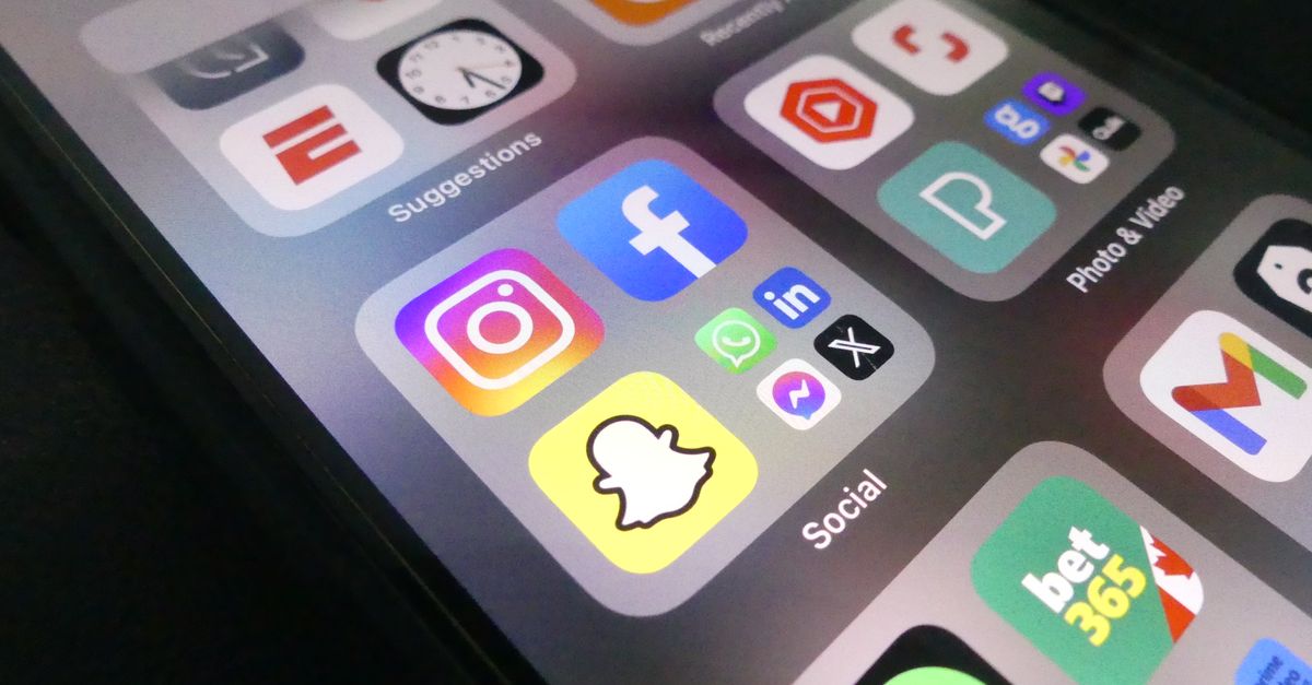 découvrez le coût de linkedin premium et ses différents abonnements pour améliorer votre visibilité et booster votre carrière.