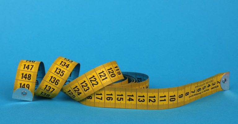 découvrez comment optimiser la longueur de vos balises meta title pour améliorer le référencement de votre site web et attirer plus de visiteurs.