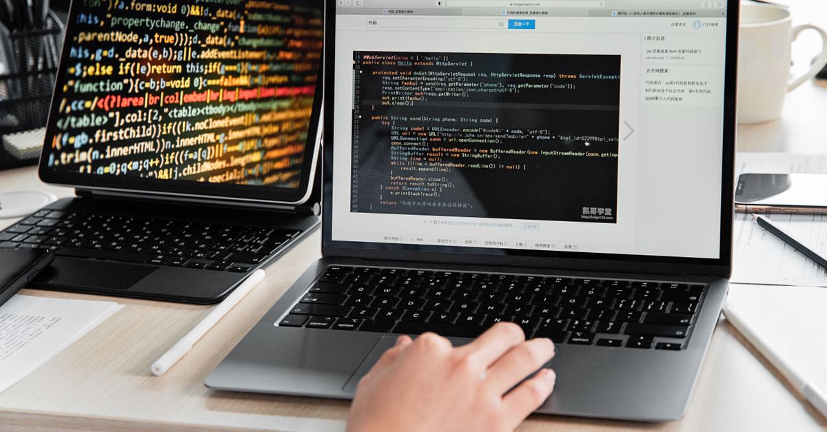 découvrez nos services de développement web pour créer des sites performants, modernes et adaptés à vos besoins.