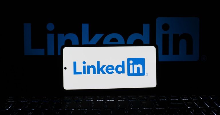 découvrez comment optimiser vos carrousels linkedin pour maximiser l'engagement, améliorer la visibilité de vos posts et attirer plus de prospects efficacement.
